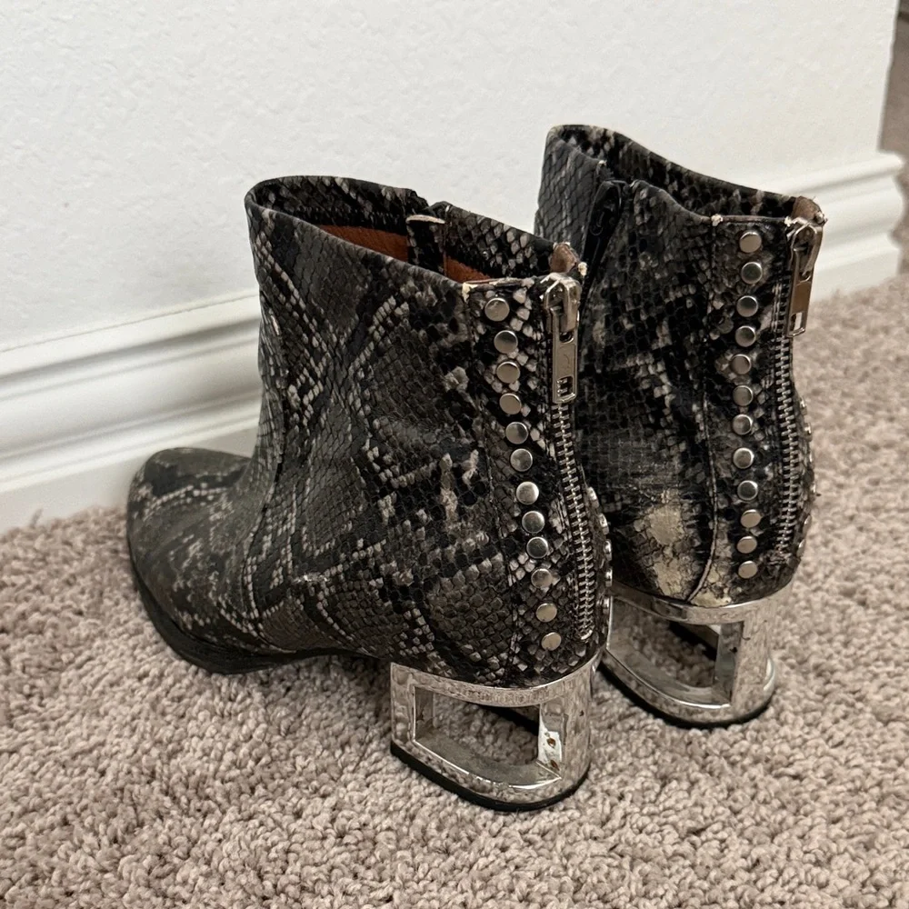 Jeffrey Campbell Snakeskin Ankle Boots - Picture 4 of 7